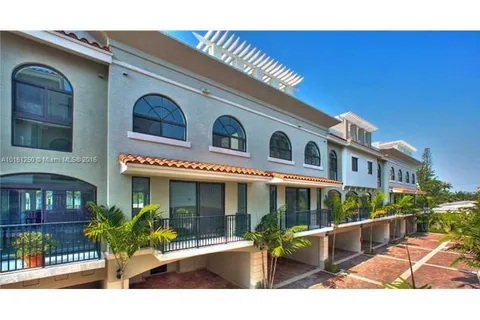 1150 98th St # 10, Bay Harbor Islands FL 33154