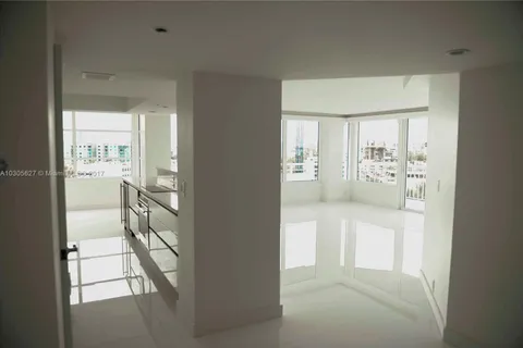400 S Pointe Dr # 710, Miami Beach FL 33139
