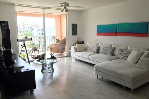 19999 E Country Club Dr # 1508, Aventura FL 33180