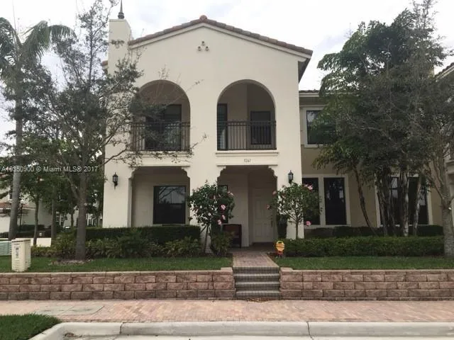 3261 NW 125th Ave, Sunrise FL 33323