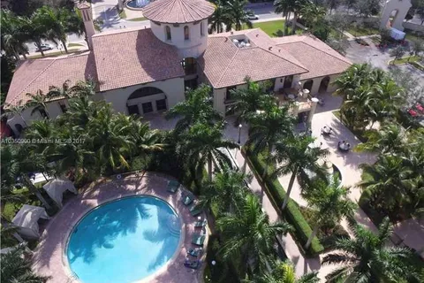 3261 NW 125th Ave, Sunrise FL 33323