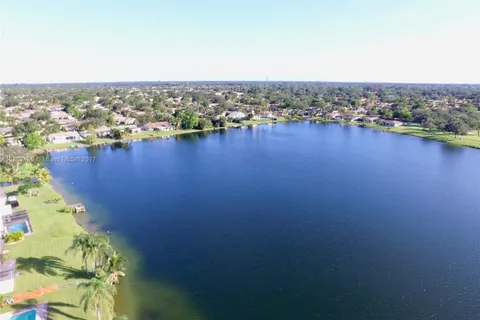 5526 SW 118th Ave, Cooper City FL 33330