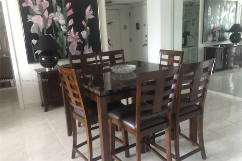 2333 Brickell Ave # 304, Miami FL 33129