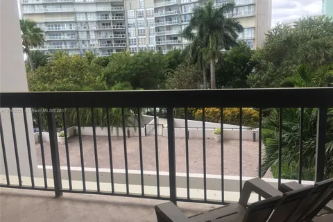 2333 Brickell Ave # 304, Miami FL 33129