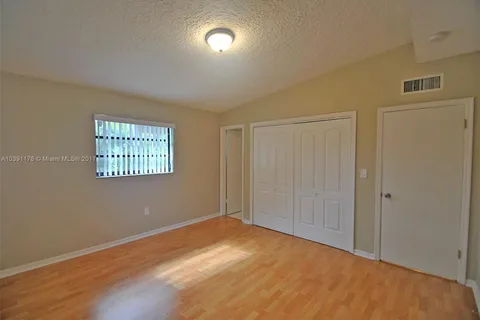 7650 SW 135th St, Pinecrest FL 33156