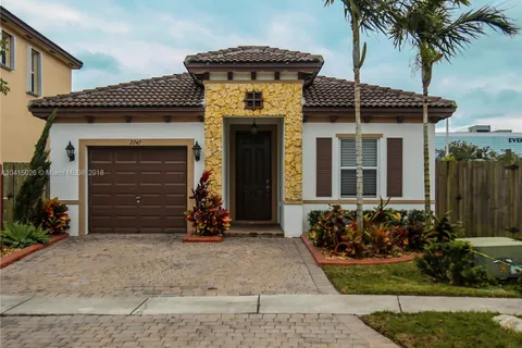 2242 NE 3rd Ct, Homestead FL 33033