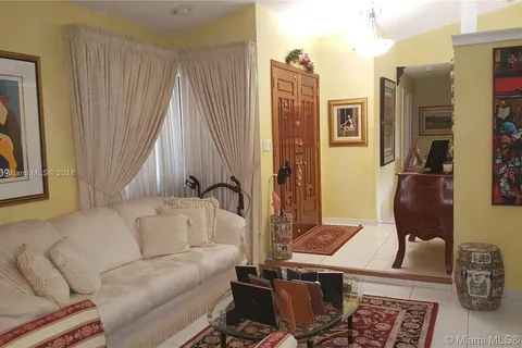 2315 SW 93rd Ct, Miami FL 33165