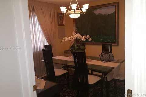 2315 SW 93rd Ct, Miami FL 33165