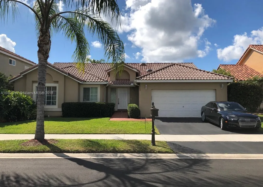645 Spinnaker, Weston FL 33326
