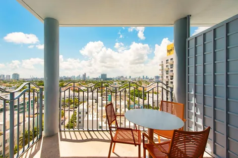 1500 Ocean Dr # 1210, Miami Beach FL 33139