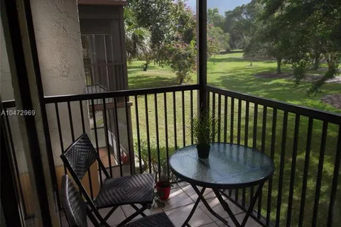 5550 NW 44th St # 212B, Lauderhill FL 33319