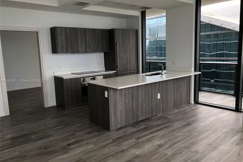 801 S Miami Ave # 4905, Miami FL 33130