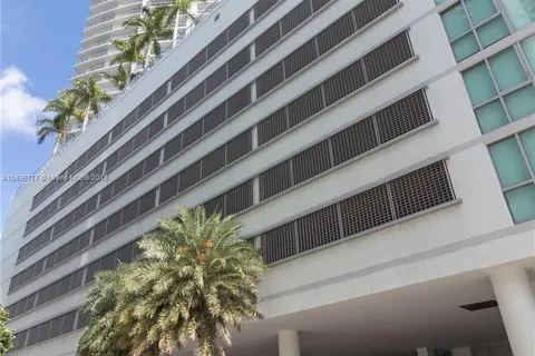 90 SW 3rd St # 2307, Miami FL 33130