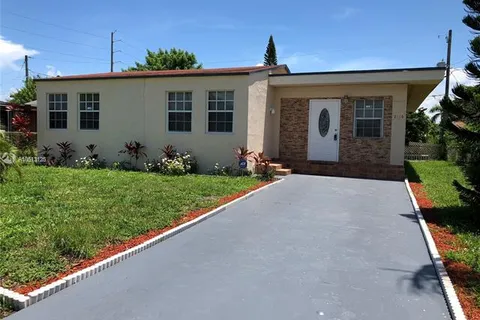 2110 Funston ST, Hollywood FL 33020