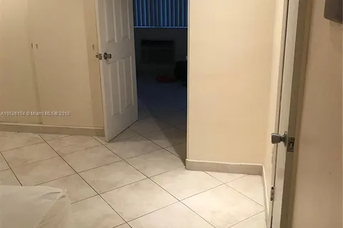 2213 Lincoln # 8, Hollywood FL 33020