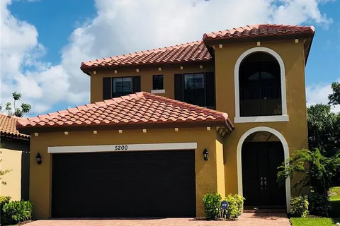 5200 NW 48th Ln, Tamarac FL 33319