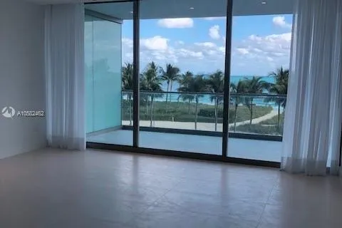 10203 Collins Ave # 303, Bal Harbour FL 33154