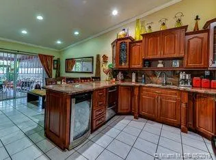 1001 SW 142nd Ct, Miami FL 33184