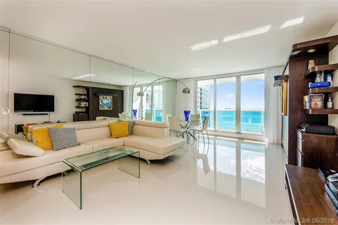 2301 Collins Ave # 1139, Miami Beach FL 33139