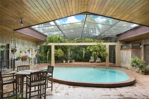 7345 SW 133rd Ter, Pinecrest FL 33156