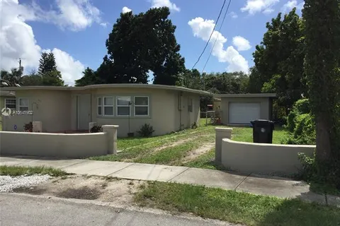 340 NE 170th St, North Miami Beach FL 33162