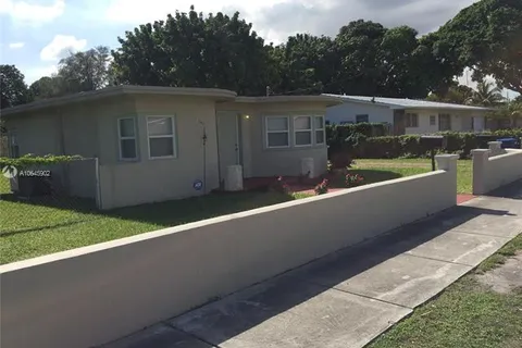 340 NE 170th St, North Miami Beach FL 33162