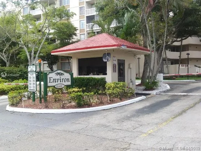 7001 Environ Blvd # 208, Lauderhill FL 33319