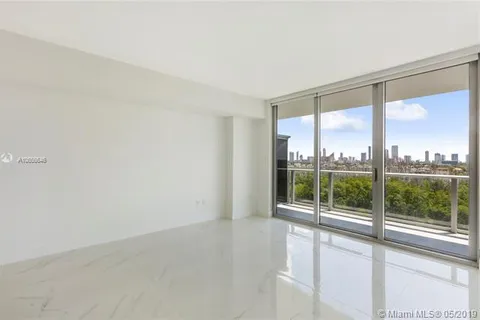 16385 Biscayne Blvd # 920, North Miami Beach FL 33160