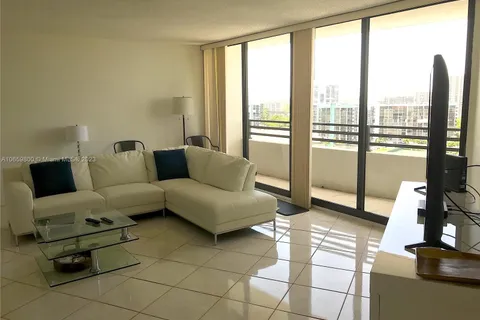 3505 S Ocean Dr # 1403, Hollywood FL 33019