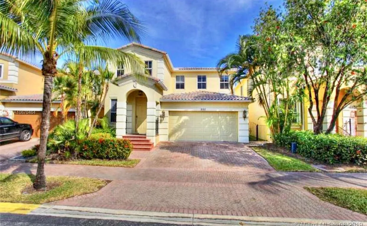 21217 NE 31st Pl, Aventura FL 33180