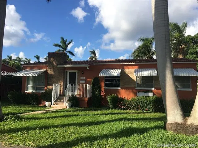 1315 Hollywood Blvd, Hollywood FL 33019
