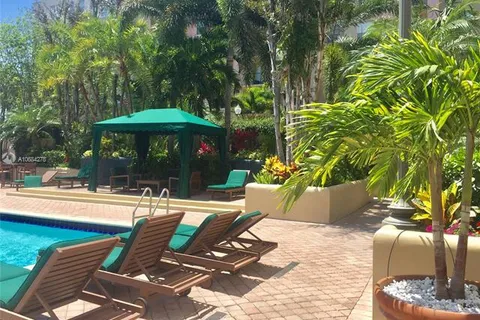 520 SE 5th Ave # 3305, Fort Lauderdale FL 33301