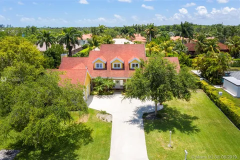 8020 SW 178th St, Palmetto Bay FL 33157