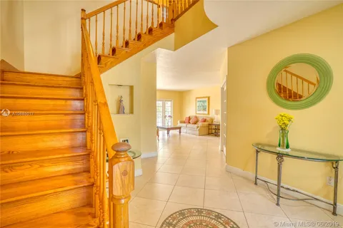 8020 SW 178th St, Palmetto Bay FL 33157