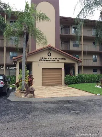 1200 SW 124 Terrace # 403, Pembroke Pines FL 33027