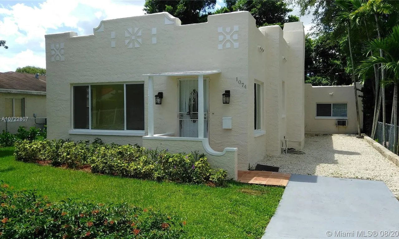 1074 NW 49th St, Miami FL 33127
