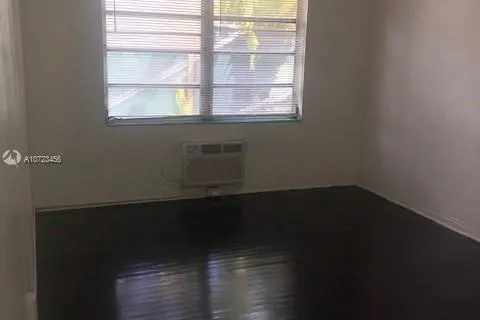 727 Lenox Ave # 6, Miami Beach FL 33139