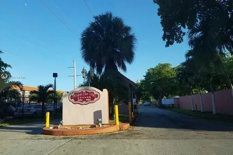 2170 W 60th St # 16205, Hialeah FL 33016