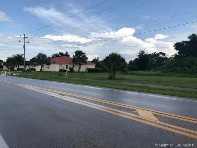 741 Milwakee Blvd, Lehigh Acres FL 33974