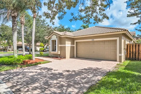 4128 Sapphire Ter, Weston FL 33331