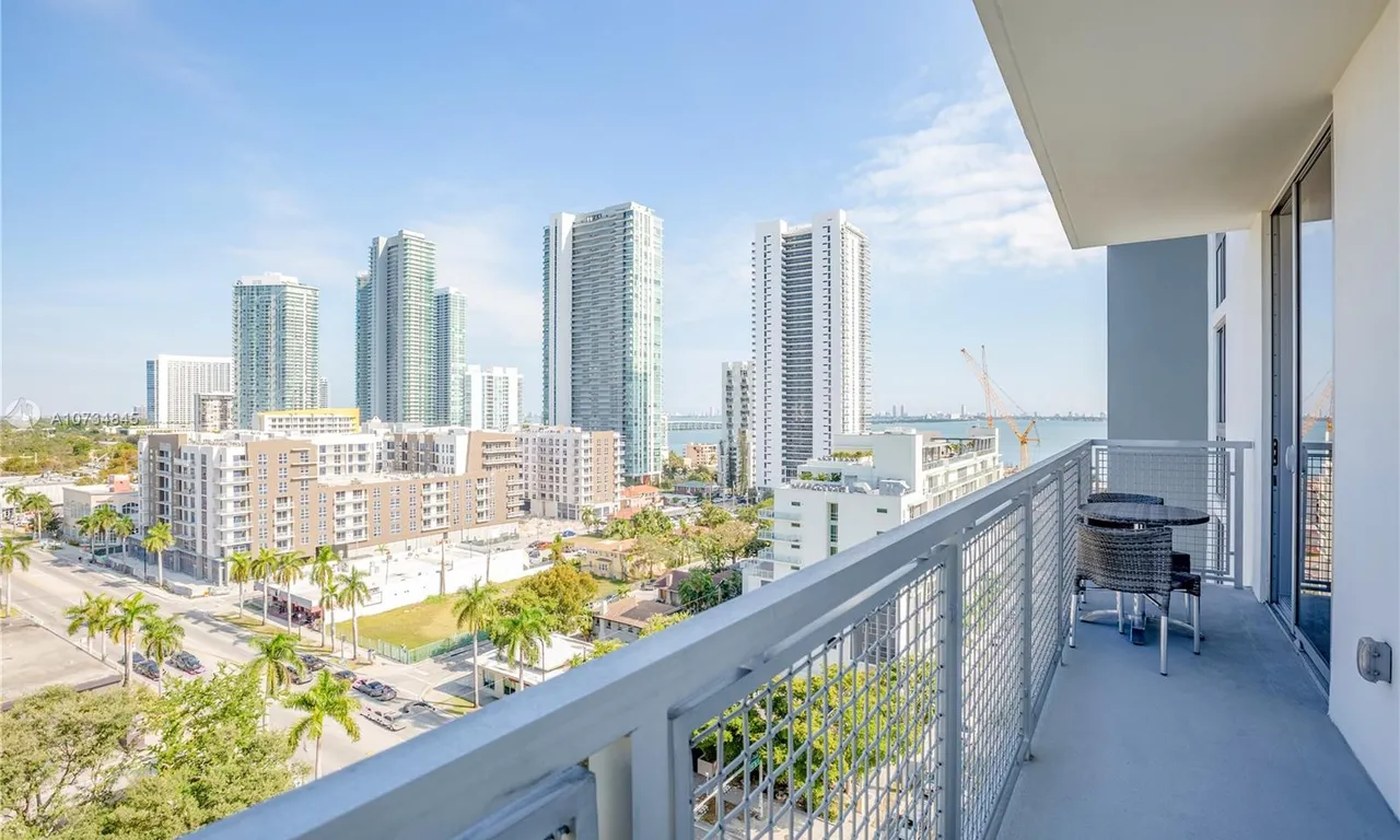 2500 Biscayne Blvd, Miami FL 33137