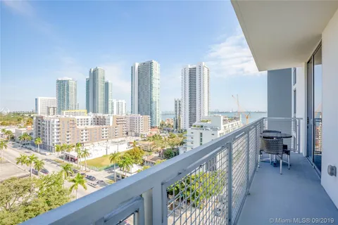 2500 Biscayne Blvd, Miami FL 33137