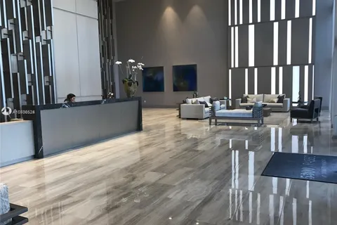 5300 Paseo Blvd # 1702, Doral FL 33166