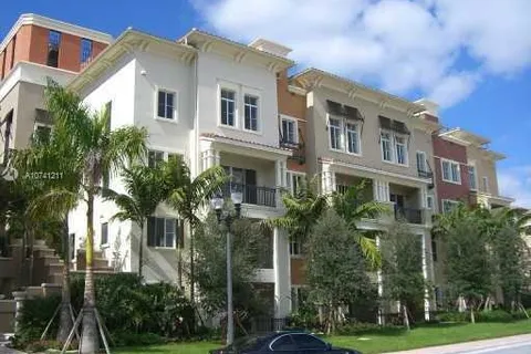 2955 NW 126TH AV # 5, Sunrise FL 33323