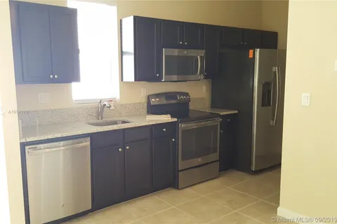 9551 SW 171st PL # 9551A, Miami FL 33196