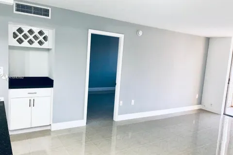 3551 NE 169th # 309, North Miami Beach FL 33160