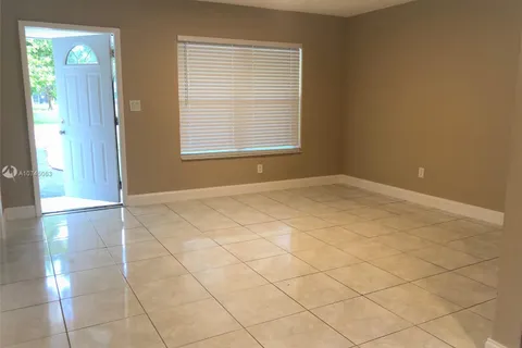 2830 NW 8 Court, Fort Lauderdale FL 33311