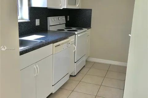 2475 NW 16th St Rd # 204, Miami FL 33125