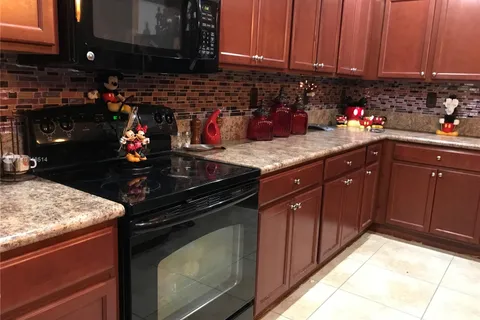 165 SE 36th Pl, Homestead FL 33033