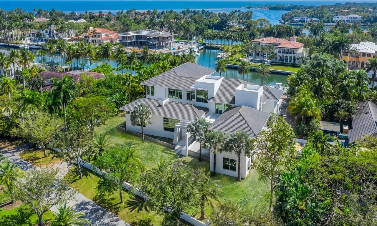 340 Leucadendra Dr, Coral Gables FL 33156